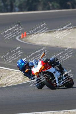 media/Sep-20-2025-TrackDaz (Sat) [[27f0cde673]]/B Group/1020am (Turn 3)/